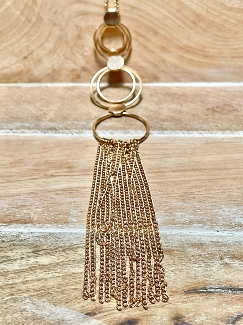 N/A stylish gold